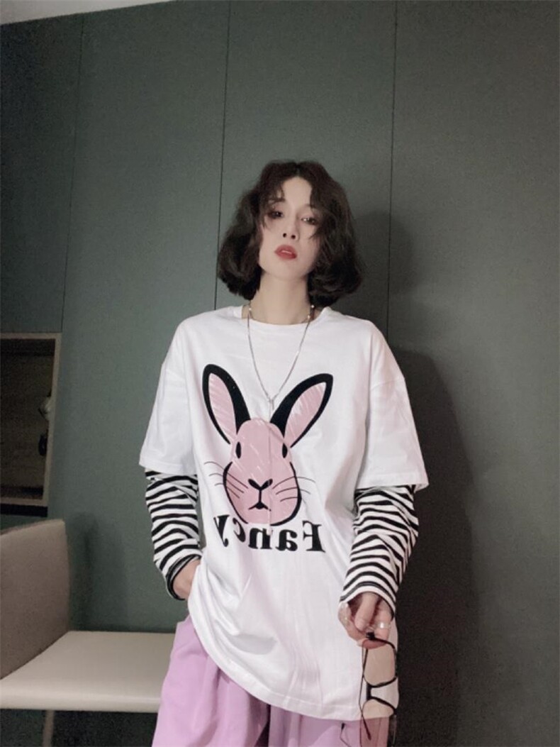 假二件兔子大版T恤ＭL，女装T恤，可纳奇