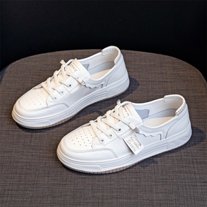 真皮小白鞋女2023新款浅口一脚蹬女式休闲单鞋网红学生韩版女鞋子图片