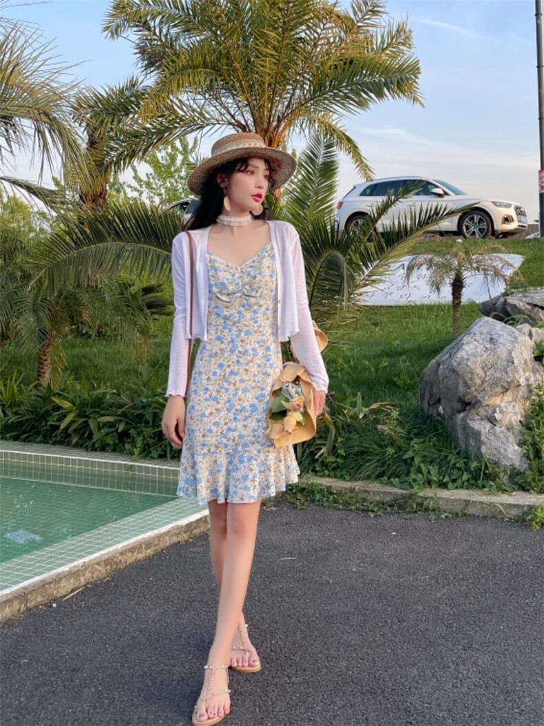 碎花吊带裙?翻晒外披超洋气款，女装背心吊带，安玖拉