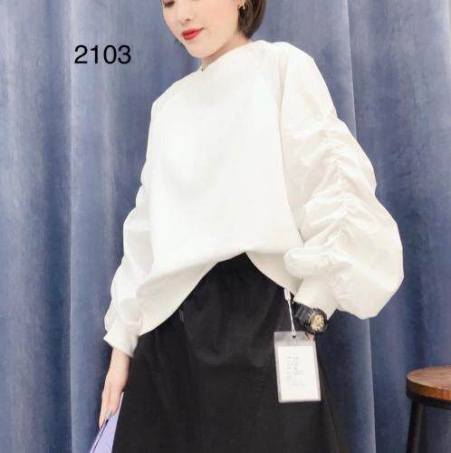 2021春款现货袖口打褶韩范上衣，女装，億亿铭品