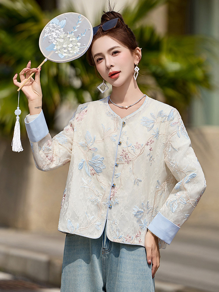 新中式国风刺绣蕾丝短外套女春秋季高级感洋气显瘦小个子气质上衣,女装短外套,布芭啦