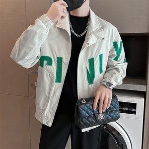 工装外套男新款潮流短款夹克衣服男士春秋款上衣