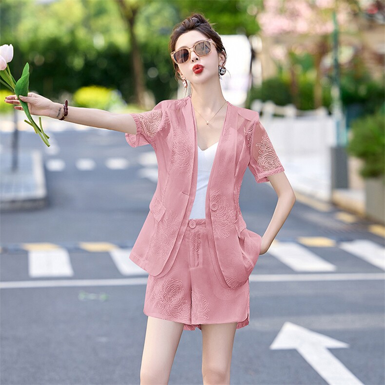 现货新款休闲重工艺刺修女夏薄款小个子时尚气质新中式气质两件套,女装套装/套裙,美静678