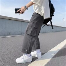 灰色