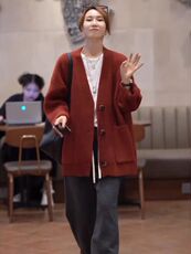 开衫女中长款V领秋冬慵懒软糯休闲宽松保暖针织衫，女装羊毛衫，恒恩羊绒