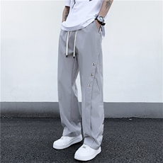 灰色