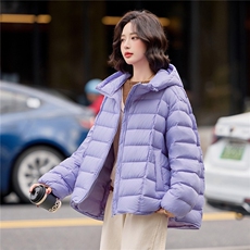 现货紫色排骨款泡芙羽绒服女宽松休闲连帽厚款冬季外套，女装羽绒服，梦懿尔