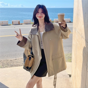 卡其色PU皮翻领风衣女2025年秋季新款复古设计感宽松显瘦气质大衣图片