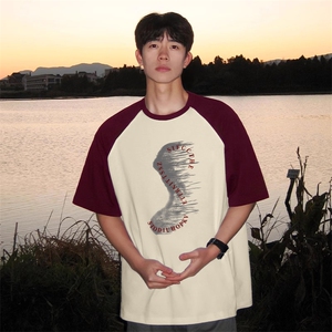 抖音得物高品质二开240克宽松纯棉美式潮牌插肩袖拼接短袖T恤图片