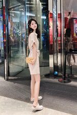 休闲工装连体短裤女夏薄款小个子2025年新款时尚减龄连身衣裤，女装休闲裤，艾青服饰