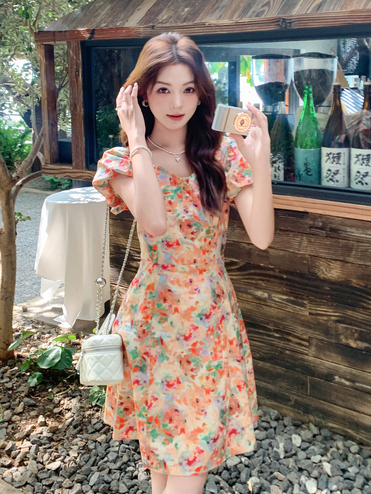 2025新款夏季法式多色印花裙女小个子气质高级感小清新泡泡袖裙子,女装连衣裙,千寻