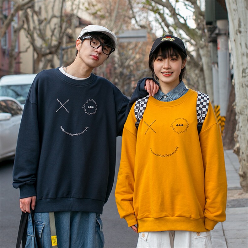 男装类目2021春装新款情侣装笑脸刺绣套头卫衣宽松班服潮D67,男装卫衣,电商A335-1（原A458）