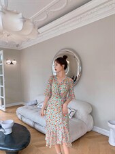 夏季新款连衣裙，女装连衣裙，早颜