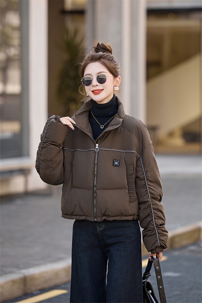 短款羽绒服女2024冬新款小个子高级感超好看洋气紫色立领90面包服,女装羽绒服,奕可儿