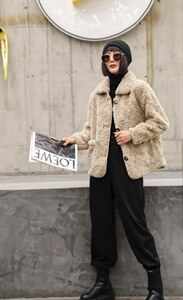皮毛一体冬季新款羊羔毛外套图片