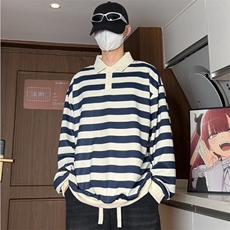 深蓝色