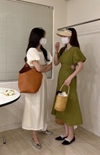 夏季补单设计感连衣裙，女装连衣裙，唇蔻