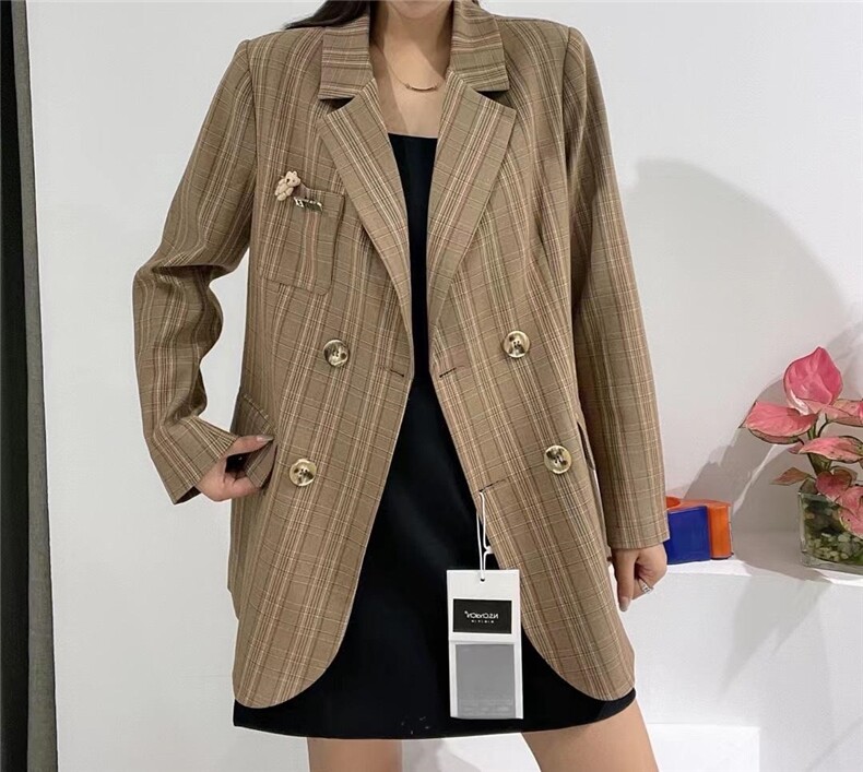 竖条纹西服，其它，朗色千秋