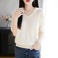 2025夏季新款蕾丝V领短袖T恤女薄款冰丝针织设计感上衣遮肉小衫，女装针织衫/毛衣，暖烁特种纱工厂店