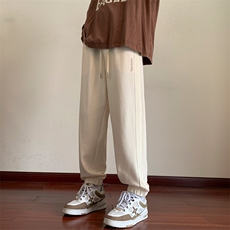 卡其色
