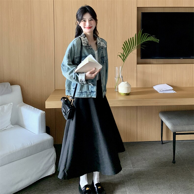 2024年春季【现货新款】气质时尚新中式风水墨画牛仔拼接牛仔外套,女装牛仔外套,浙宝220