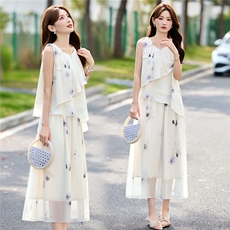 DLM8661白色花朵印花套装女夏无袖上衣半身裙两件套，女装套装/套裙，朵莱米