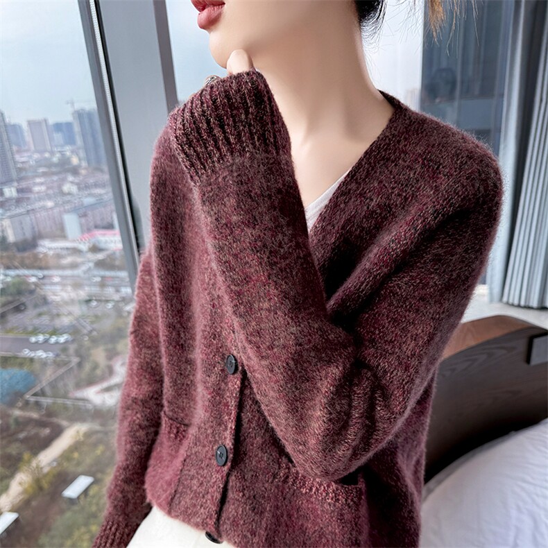 V领毛衣女宽松慵懒风秋冬百搭韩版针织打底衫上衣,女装羊毛衫,百越羊绒