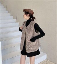 皮毛一体马甲，女装马甲，吉之红