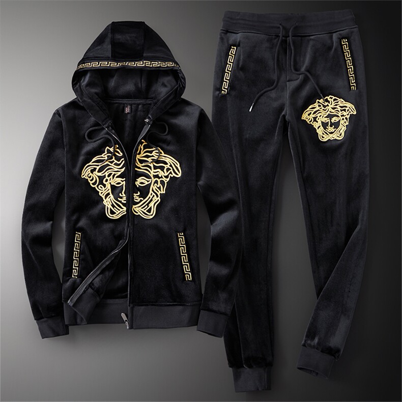 6107冬季丝绒加厚保暖连帽美杜莎刺绣运动套装，男装套装，钱塘2010-1