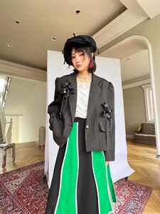 肌里感小终黑色西装外套图片