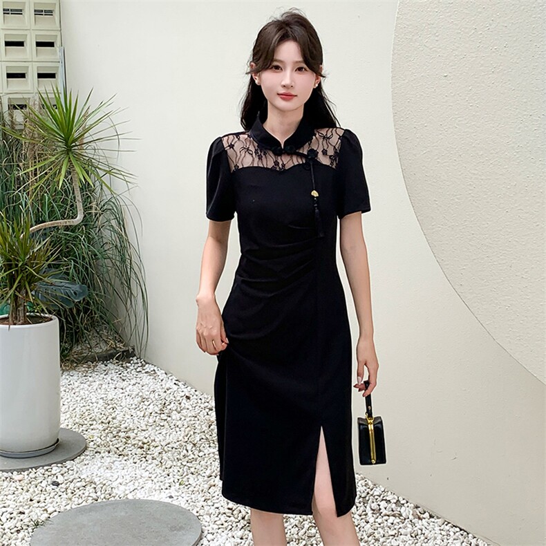 现货高级感棋牌夏季时尚蕾丝连衣裙气质显瘦简约大方减龄连衣裙女，女装连衣裙，然然