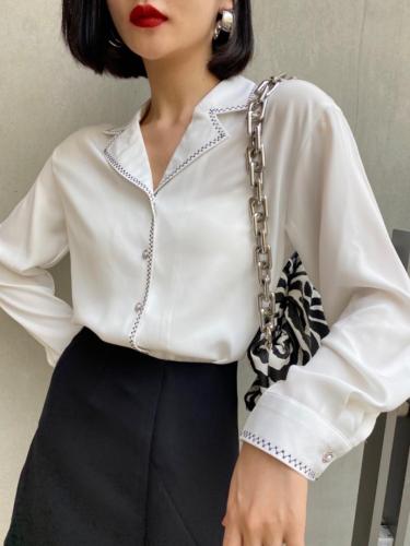 翻领绣花明线春款小衫,女装,咔绣