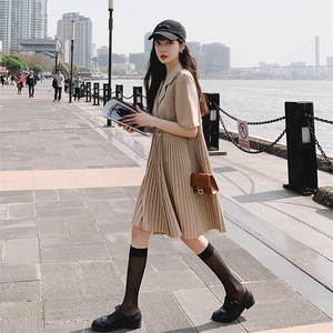 甜酷风盐系西装连衣裙女春夏2025年新款夏装设计感又a又飒百褶裙图片