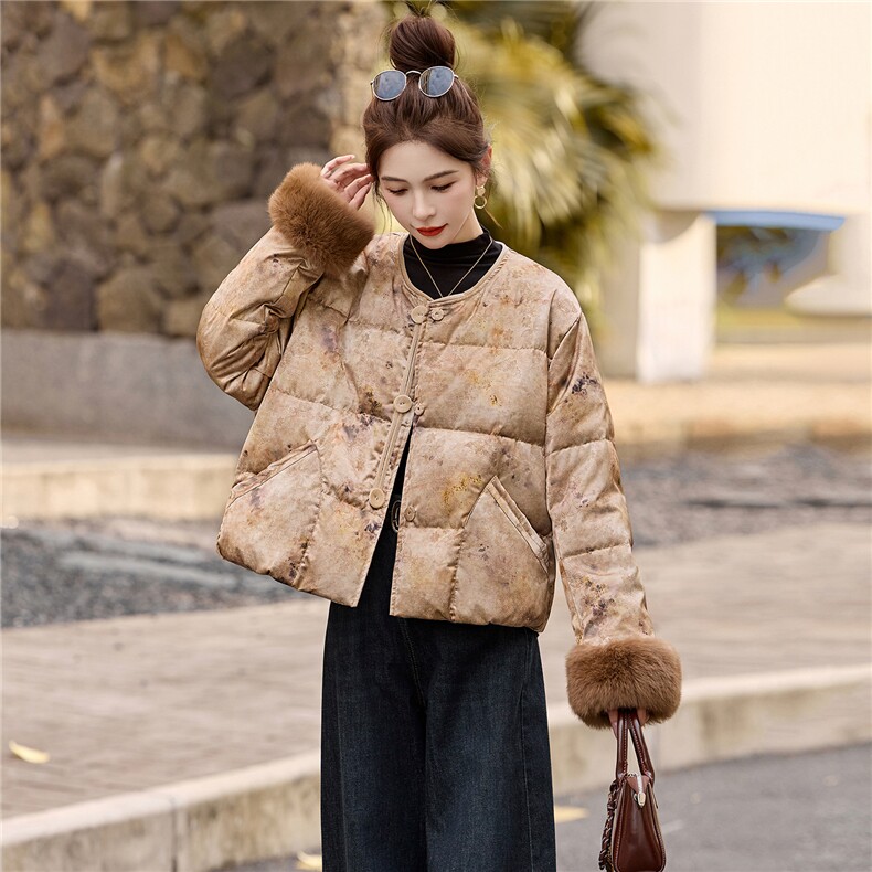 新中式90提花羽绒服2025年冬季新款高级感优雅气质白鸭外套,女装羽绒服,玖莱伊