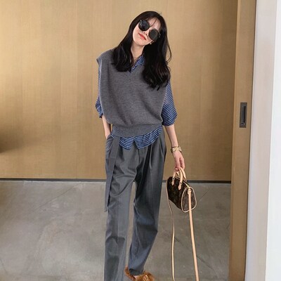 针织羊绒马甲女初秋2025新款纯色坎肩V领宽松背心套头羊毛毛衣潮，女装马甲，洁纯羊绒