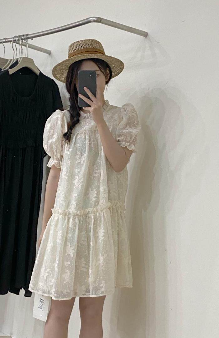 爆单蕾丝花边连衣裙，女装连衣裙，唇蔻