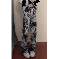 黑色