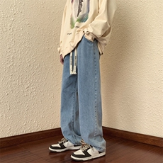 浅蓝色