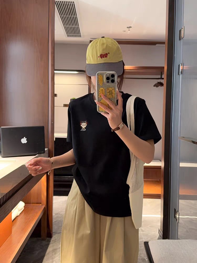 哪吒圆领T恤百搭简约时尚,女装T恤,湘姗