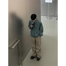蓝色
