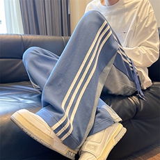 浅蓝色