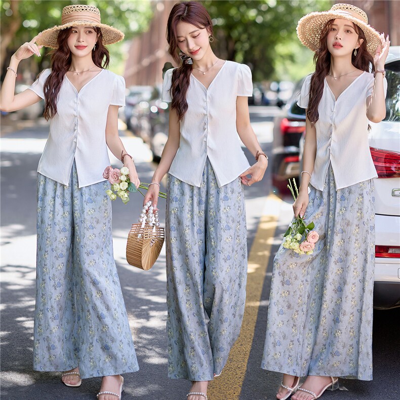 设计感休闲套装女2025夏季新款褶皱V领短袖衬衫碎花宽松阔腿长裤，女装套装/套裙，难舍钰依
