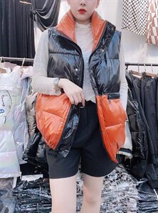 撞色印花款马甲新款图片