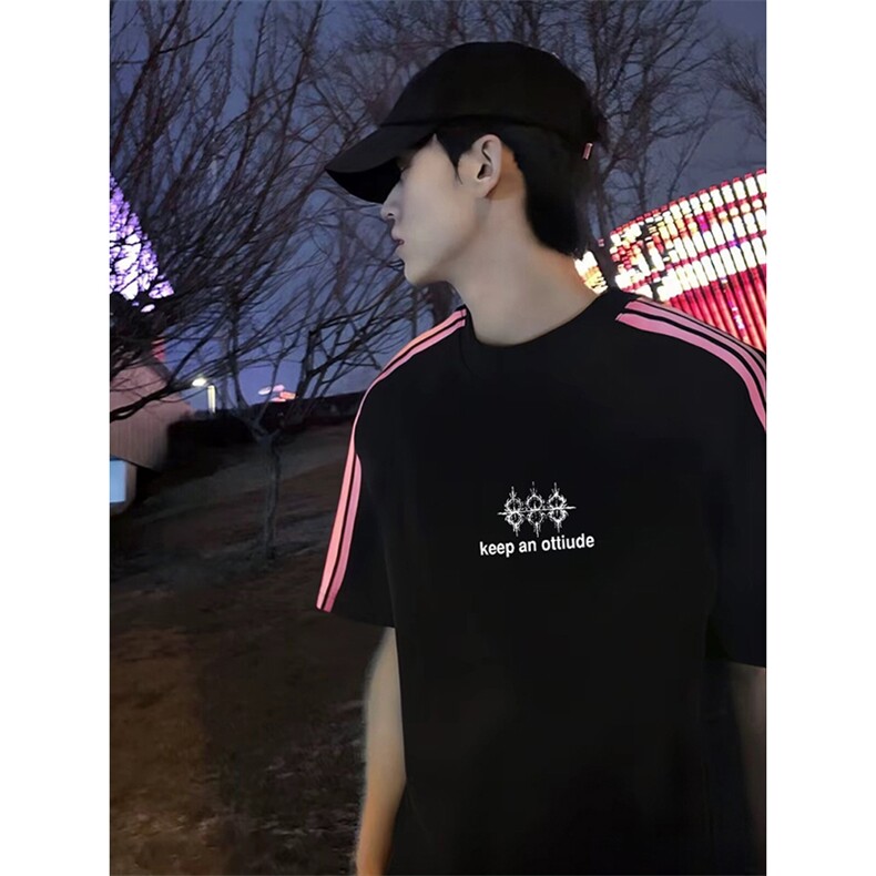 抖音得物品质二开240克宽松纯棉美式潮牌印花三条杠中性风短袖T恤，男装T恤，电商A486-1