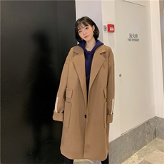 驼色