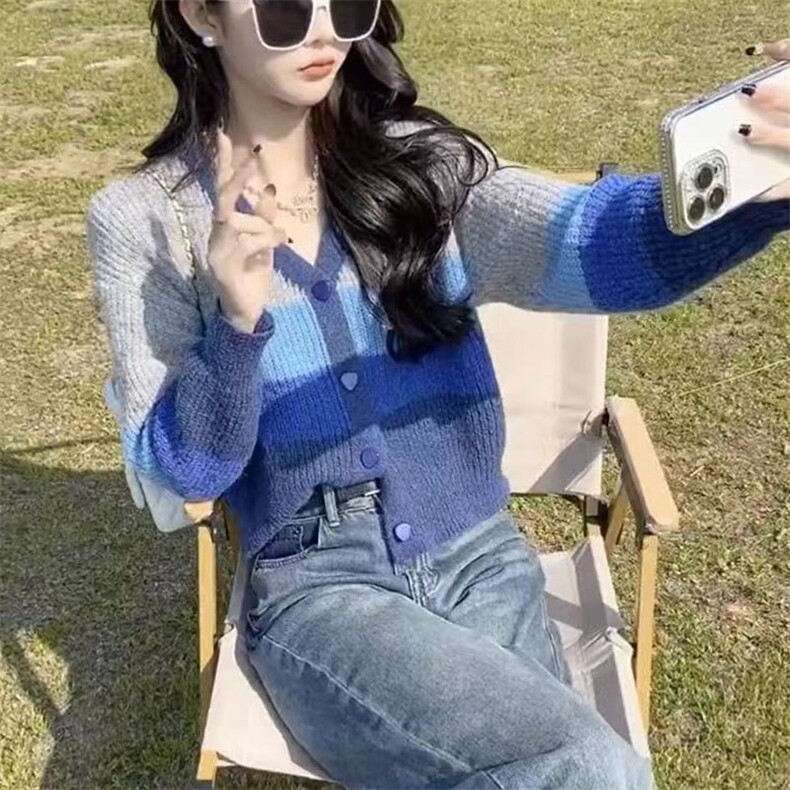 条纹撞色休闲时尚V领开衫,女装蕾丝衫/雪纺衫,萱芳婷羊绒