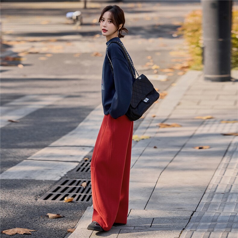 加绒卫衣套装女2026新款套头绣花圆领上衣直筒休闲百搭红色长裤,女装套装/套裙,梦懿尔