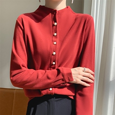 红色