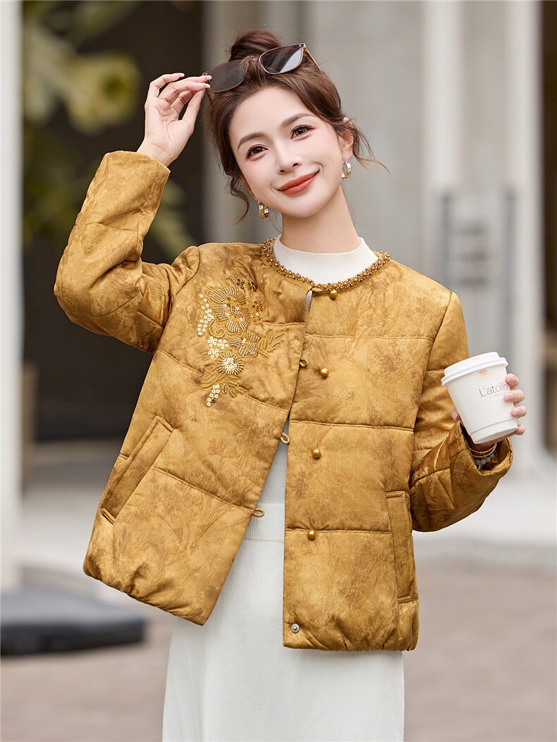 新中式刺绣棉衣外套女2025秋冬新款刺绣钉珠洋气绵羊毛棉服外套潮,女装棉衣/棉服,拾衣