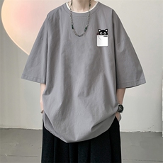 灰色